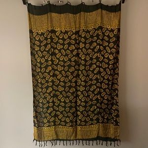 NWOT Balinese Yellow Flowered Scarf